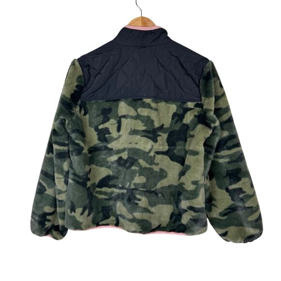 Rails Wesley Green Black Camo Soft Faux Fur Zipper Jacket Pockets Revolve - Picture 13 of 16